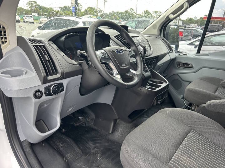 2015 Ford Transit Base - Photo 7